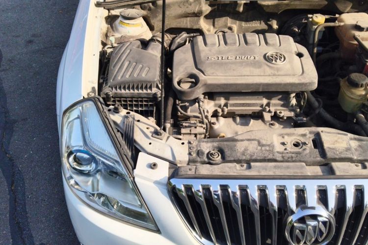 Used Buick Excelle 2013 1.5L Automatic Classic Model Engine Bay Right