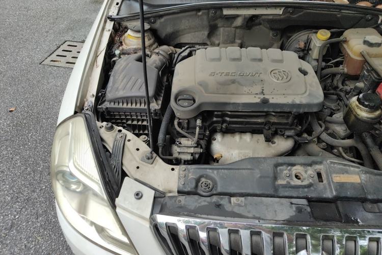 Used Buick Excelle 2013 1.5L Automatic Classic Model Engine Bay Right