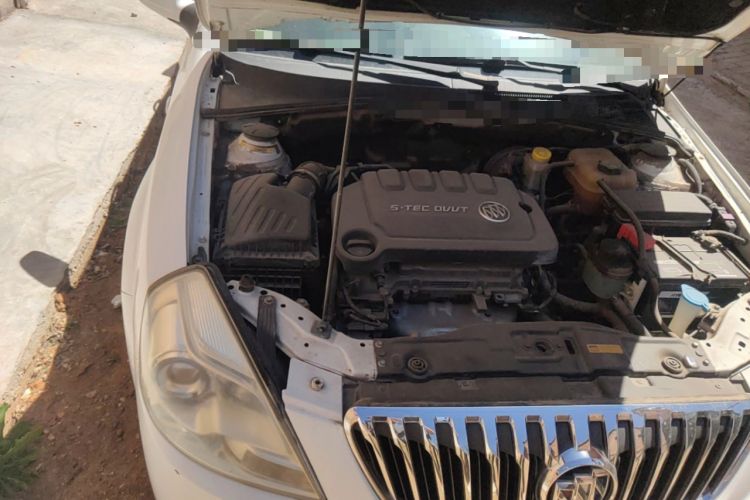 Used Buick Excelle 2013 1.5L Automatic Classic Model Engine Bay Right