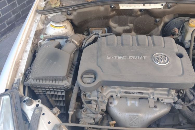 Used Buick Excelle 2013 1.5L Automatic Classic Model Engine Bay Right