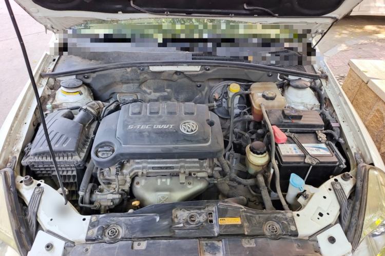 Used Buick Excelle 2013 1.5L Automatic Luxury Model Engine Bay