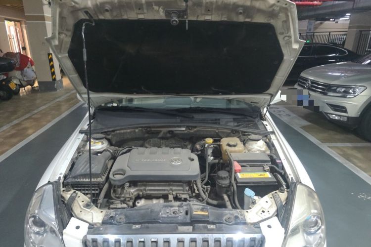 Used Buick Excelle 2013 1.5L Automatic Classic Model Engine Bay