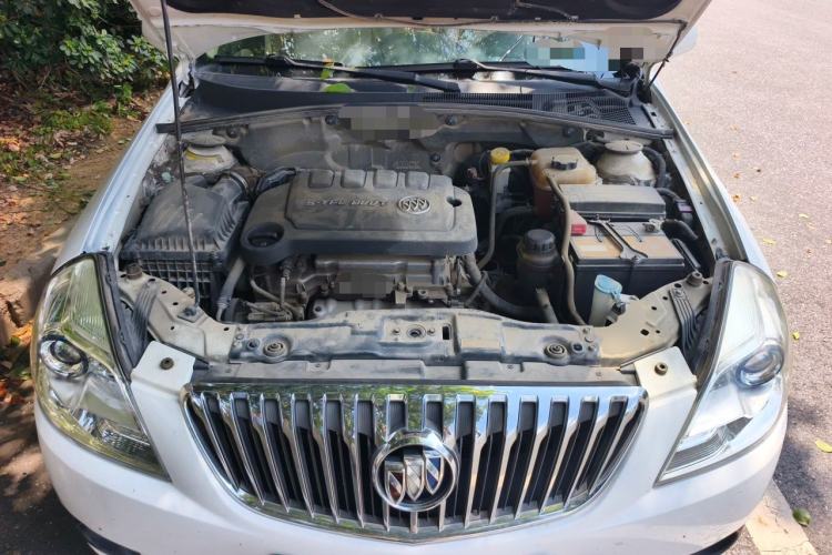 Used Buick Excelle 2013 1.5L Automatic Classic Model Engine Bay