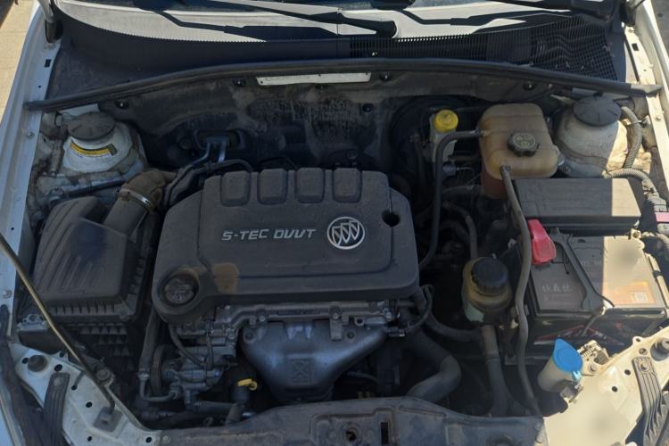 Used Buick Excelle 2013 1.5L Manual Luxury Model Engine Bay
