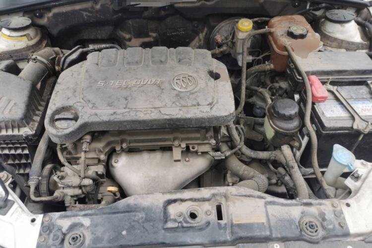 Used Buick Excelle 2013 1.5L Automatic Classic Model Engine Bay