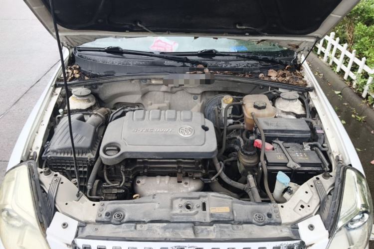 Used Buick Excelle 2013 1.5L Manual Classic Model Engine Bay