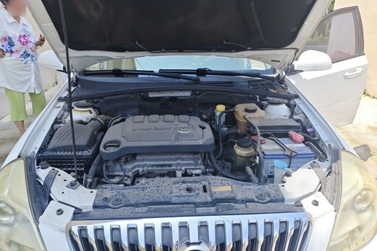 Used Buick Excelle 2013 1.5L Automatic Luxury Model Engine Bay