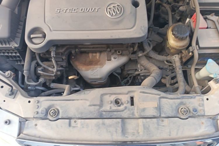 Used Buick Excelle 2013 1.5L Automatic Classic Model Engine Bay