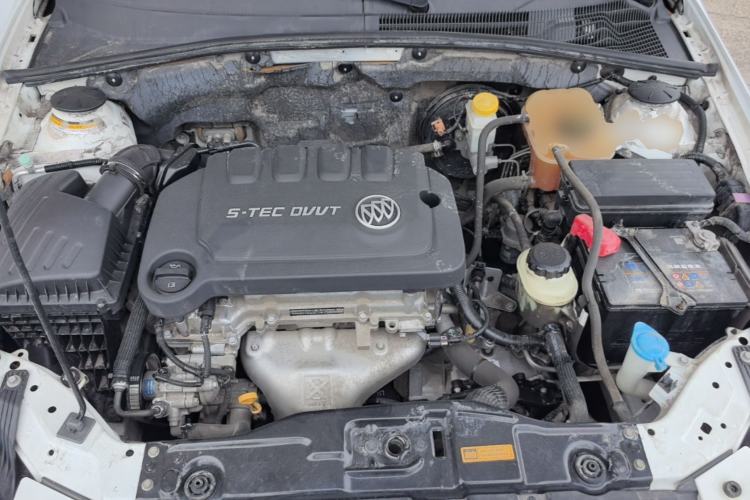 Used Buick Excelle 2013 1.5L Automatic Classic Model Engine Bay