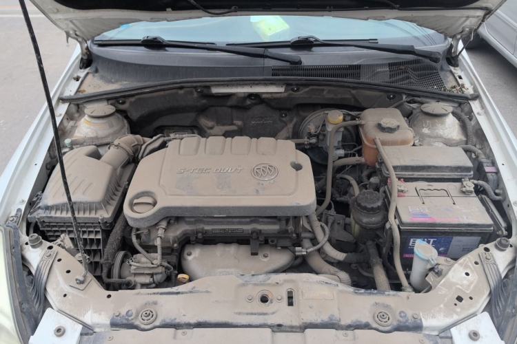 Used Buick Excelle 2013 1.5L Automatic Classic Model Engine Bay