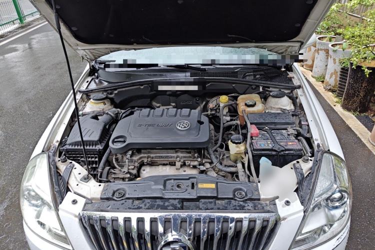 Used Buick Excelle 2013 1.5L Automatic Classic Model Engine Bay