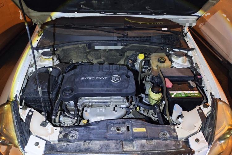 Used Buick Excelle 2013 1.5L Automatic Classic Model Engine Bay