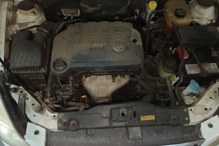 Used Buick Excelle 2013 1.5L Automatic Classic Model Engine Bay