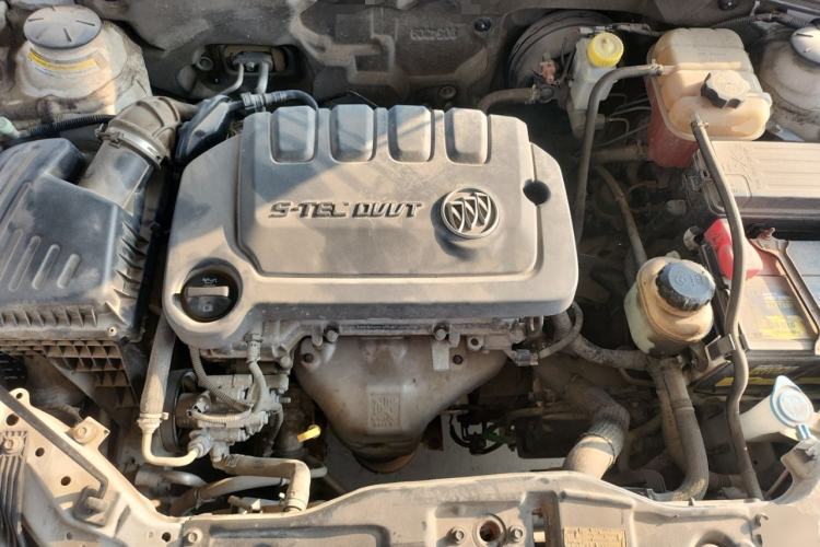 Used Buick Excelle 2013 1.5L Automatic Classic Model Engine Bay