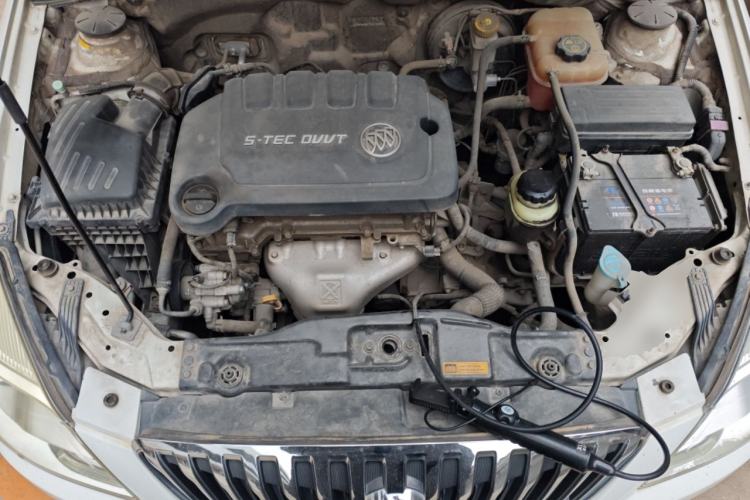 Used Buick Excelle 2013 1.5L Automatic Classic Model Engine Bay