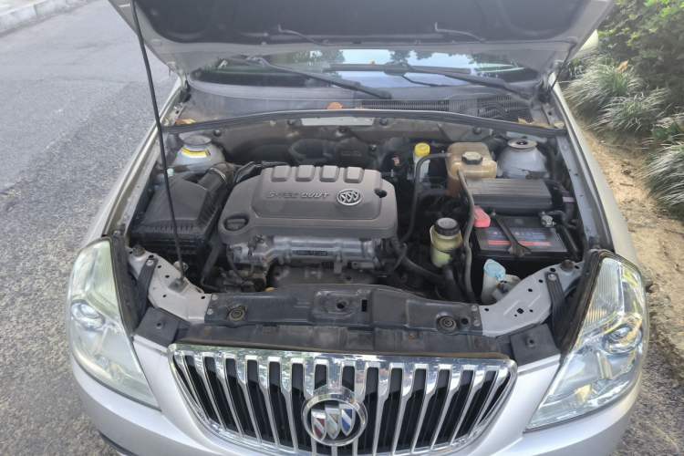 Used Buick Excelle 2013 1.5L Automatic Classic Model Engine Bay