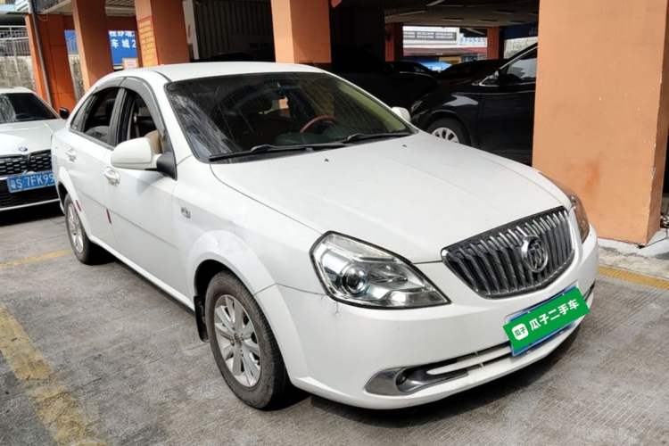 Used Buick Excelle 2013 1.5L Automatic Classic Model Exterior 1