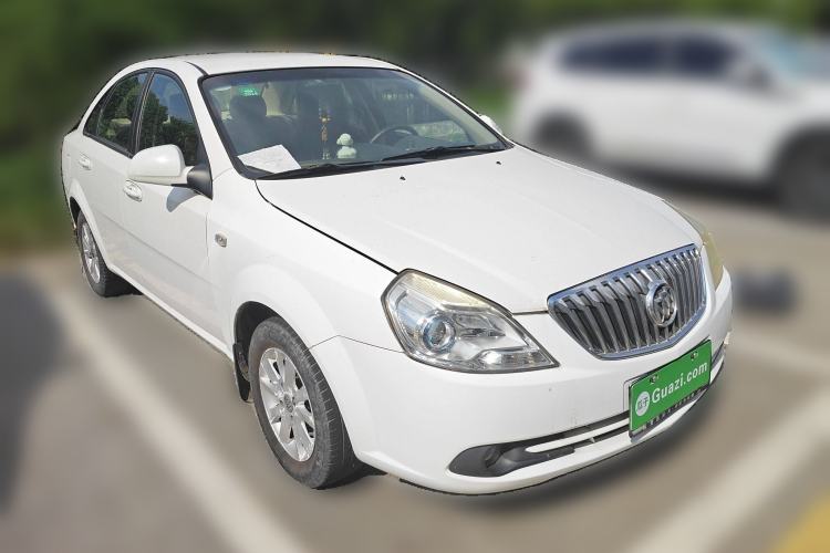 Used Buick Excelle 2013 1.5L Automatic Classic Model Exterior 2