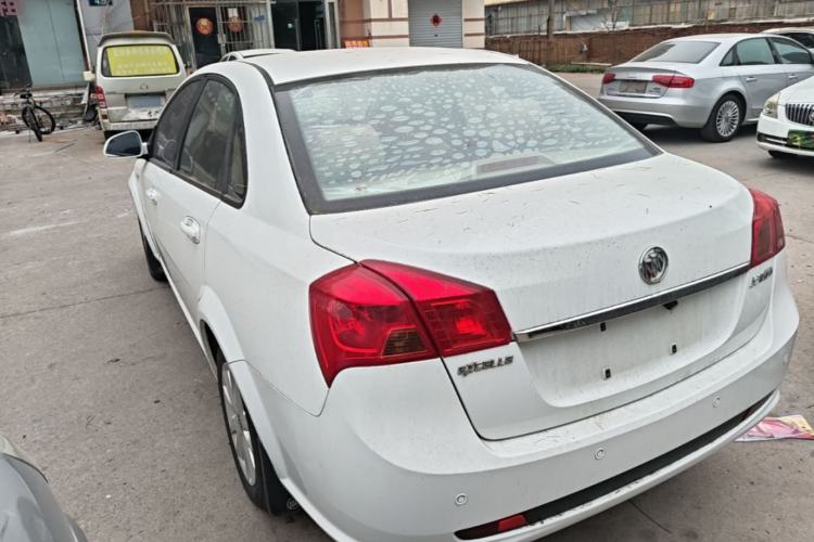 Used Buick Excelle 2013 1.5L Automatic Luxury Model Exterior 2
