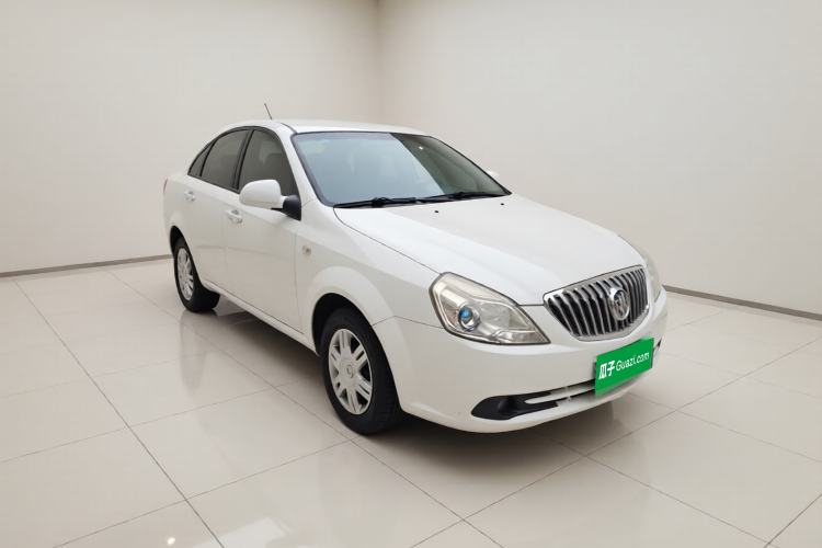Used Buick Excelle 2013 1.5L Automatic Classic Model Exterior 2