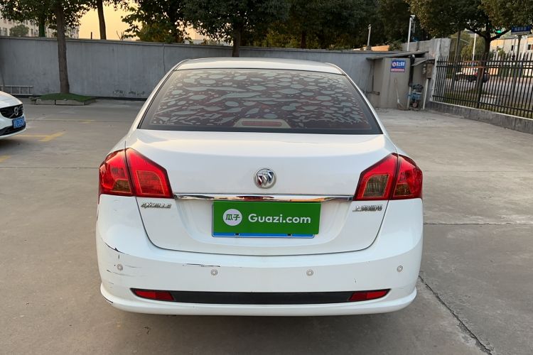 Used Buick Excelle 2013 1.5L Manual Classic Model Exterior 4