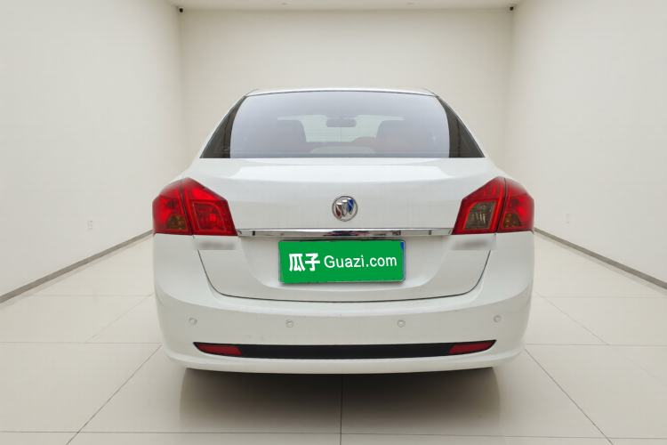Used Buick Excelle 2013 1.5L Automatic Classic Model Exterior 4