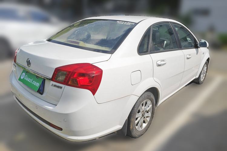 Used Buick Excelle 2013 1.5L Automatic Classic Model Exterior 5