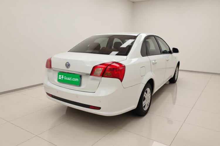 Used Buick Excelle 2013 1.5L Automatic Classic Model Exterior 5