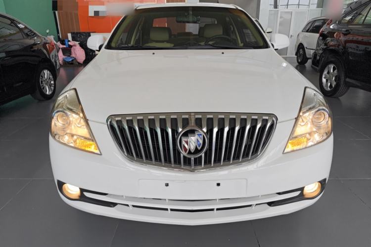 Used Buick Excelle 2013 1.5L Automatic Classic Model Front