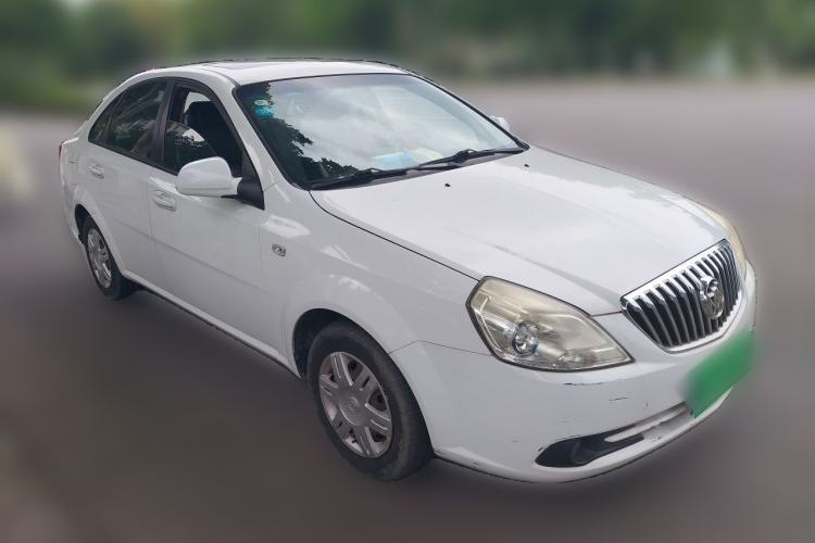 Used Buick Excelle 2013 1.5L Manual Classic Model Front Right 45 Deg