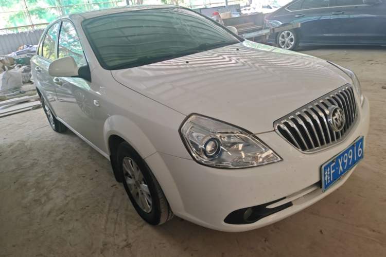 Used Buick Excelle 2013 1.5L Automatic Classic Model Front Right 45 Deg