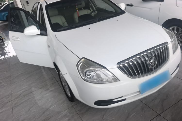 Used Buick Excelle 2013 1.5L Manual Luxury Model Front Right 45 Deg