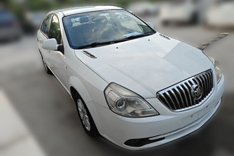 Used Buick Excelle 2013 1.5L Automatic Classic Model Front Right 45 Deg