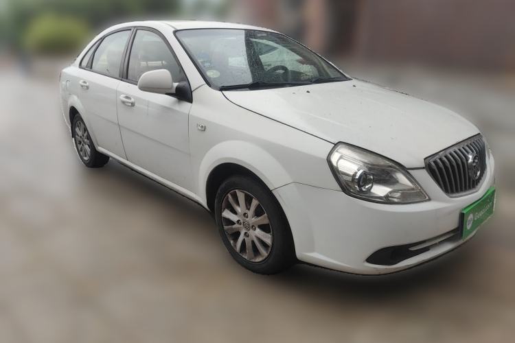 Used Buick Excelle 2013 1.5L Manual Luxury Model Front Right 45 Deg