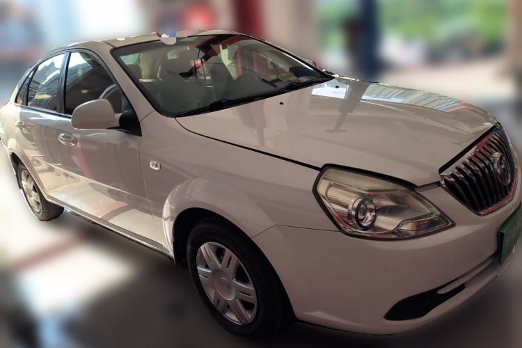 Used Buick Excelle 2013 1.5L Automatic Classic Model Front Right 45 Deg
