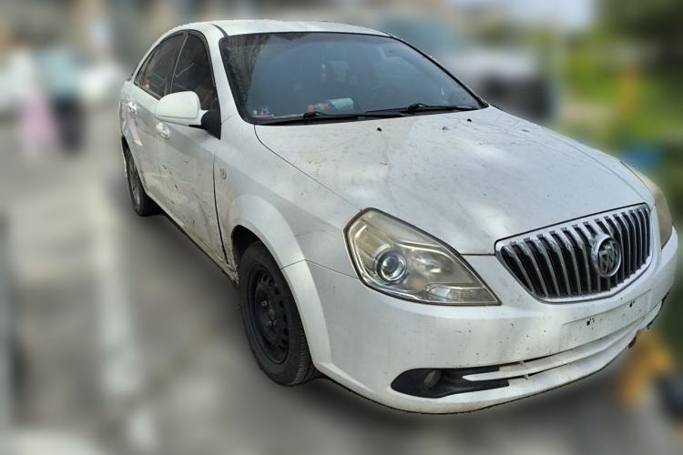 Used Buick Excelle 2013 1.5L Automatic Classic Model Front Right 45 Deg