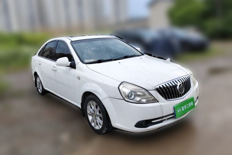 Used Buick Excelle 2013 1.5L Automatic Luxury Model Front Right 45 Deg