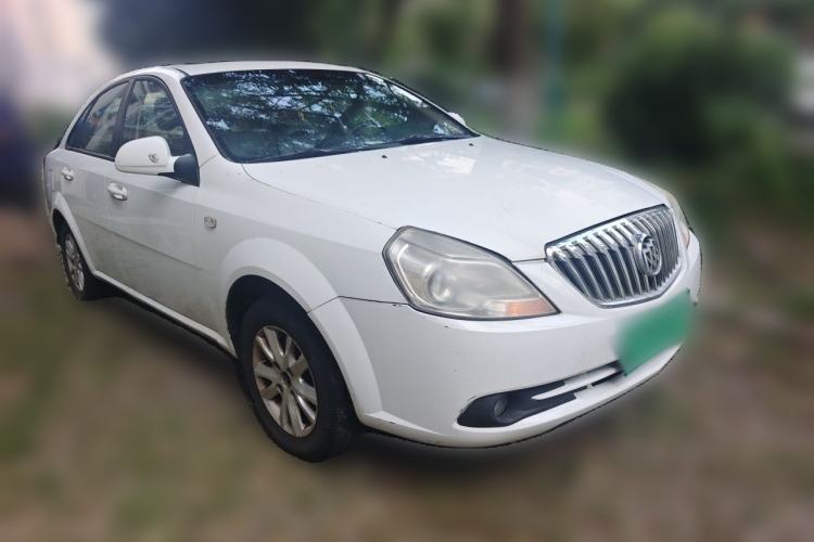 Used Buick Excelle 2013 1.5L Manual Classic Model Front Right 45 Deg