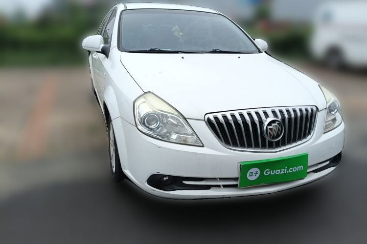 Used Buick Excelle 2013 1.5L Automatic Classic Model Front Right 45 Deg