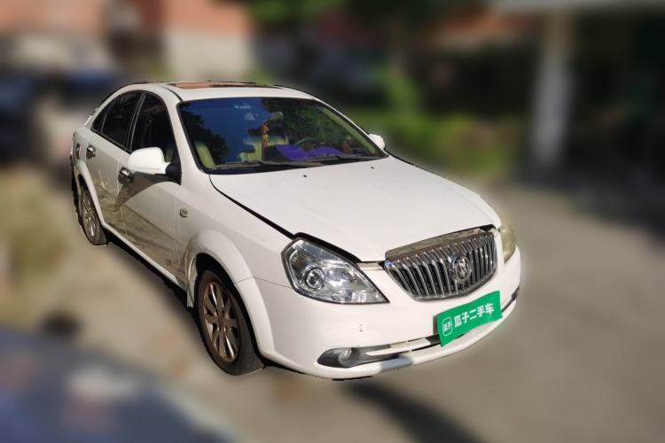 Used Buick Excelle 2013 1.5L Automatic Luxury Model Front Right 45 Deg