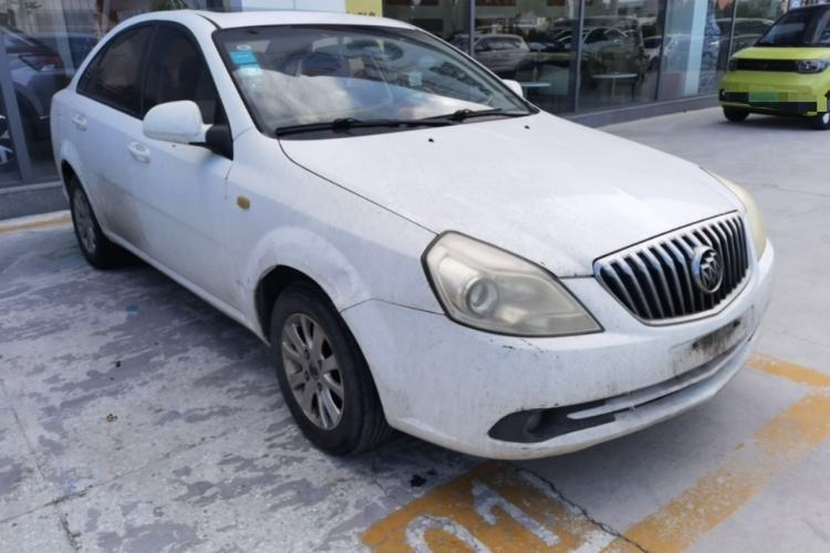 Used Buick Excelle 2013 1.5L Manual Classic Model Front Right 45 Deg