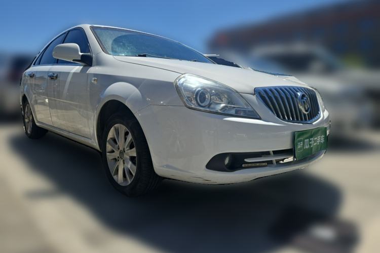 Used Buick Excelle 2013 1.5L Manual Luxury Model Front Right 45 Deg