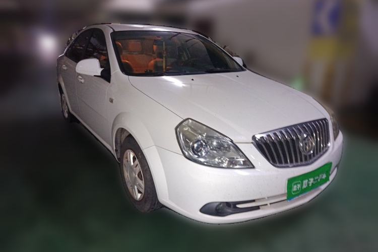 Used Buick Excelle 2013 1.5L Automatic Classic Model Front Right 45 Deg