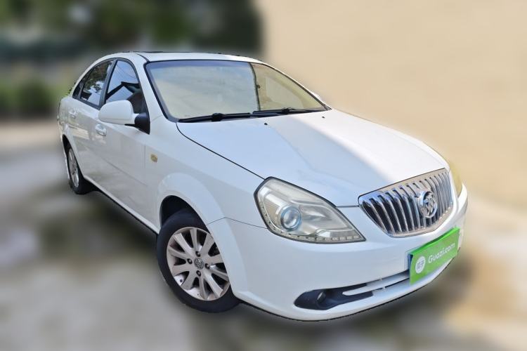 Used Buick Excelle 2013 1.5L Automatic Luxury Model Front Right 45 Deg