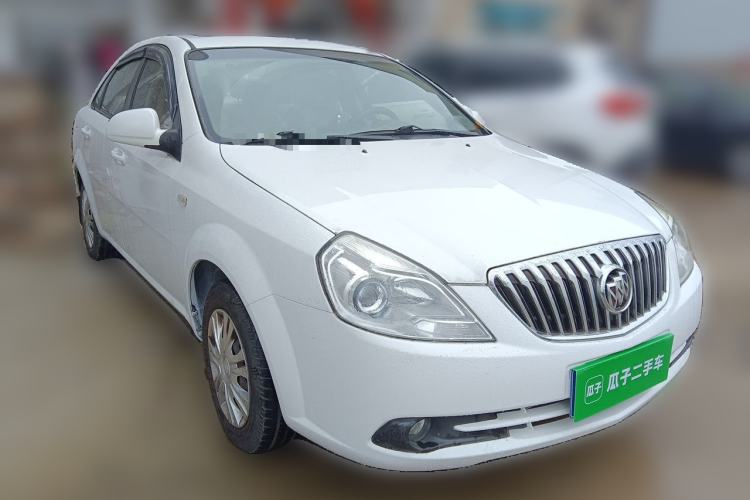 Used Buick Excelle 2013 1.5L Manual Classic Model Front Right 45 Deg