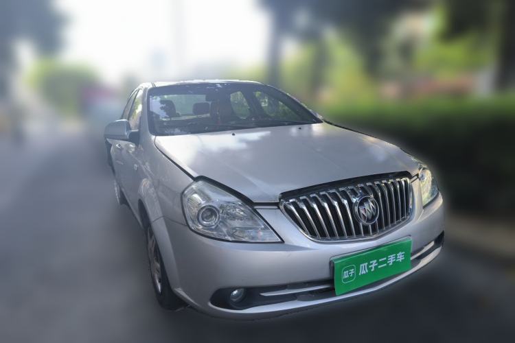 Used Buick Excelle 2013 1.5L Automatic Classic Model Front Right 45 Deg
