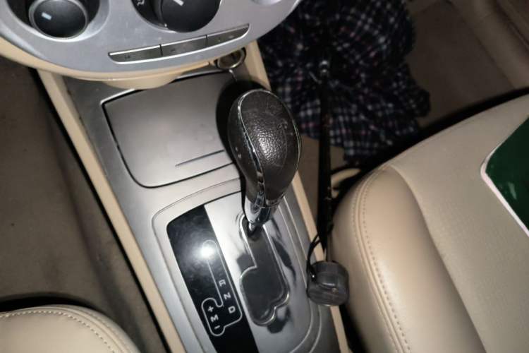 Used Buick Excelle 2013 1.5L Automatic Classic Model Gear Lever
