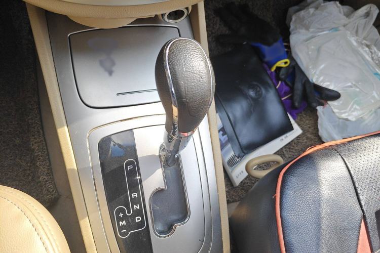 Used Buick Excelle 2013 1.5L Automatic Classic Model Gear Lever