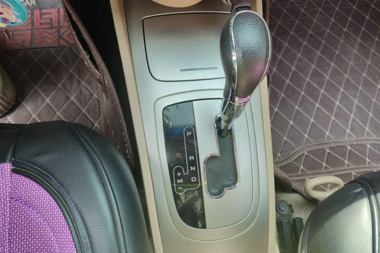 Used Buick Excelle 2013 1.5L Automatic Classic Model Gear Lever