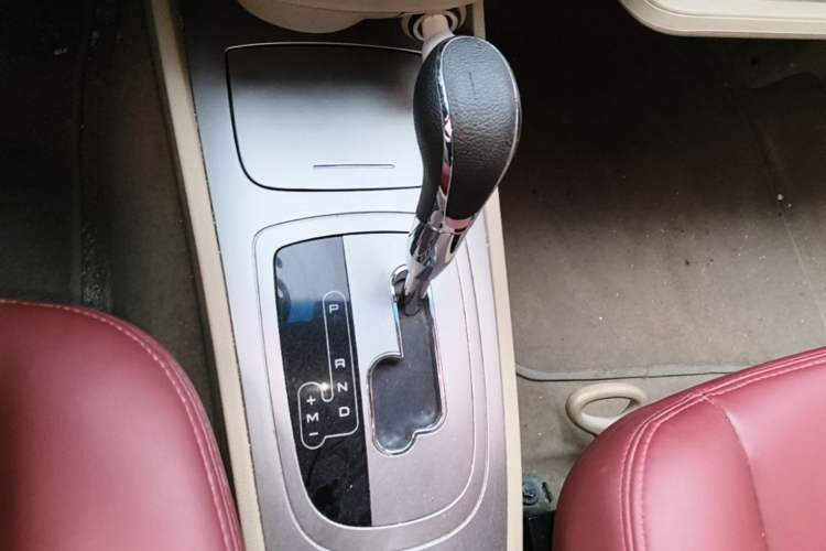 Used Buick Excelle 2013 1.5L Automatic Classic Model Gear Lever